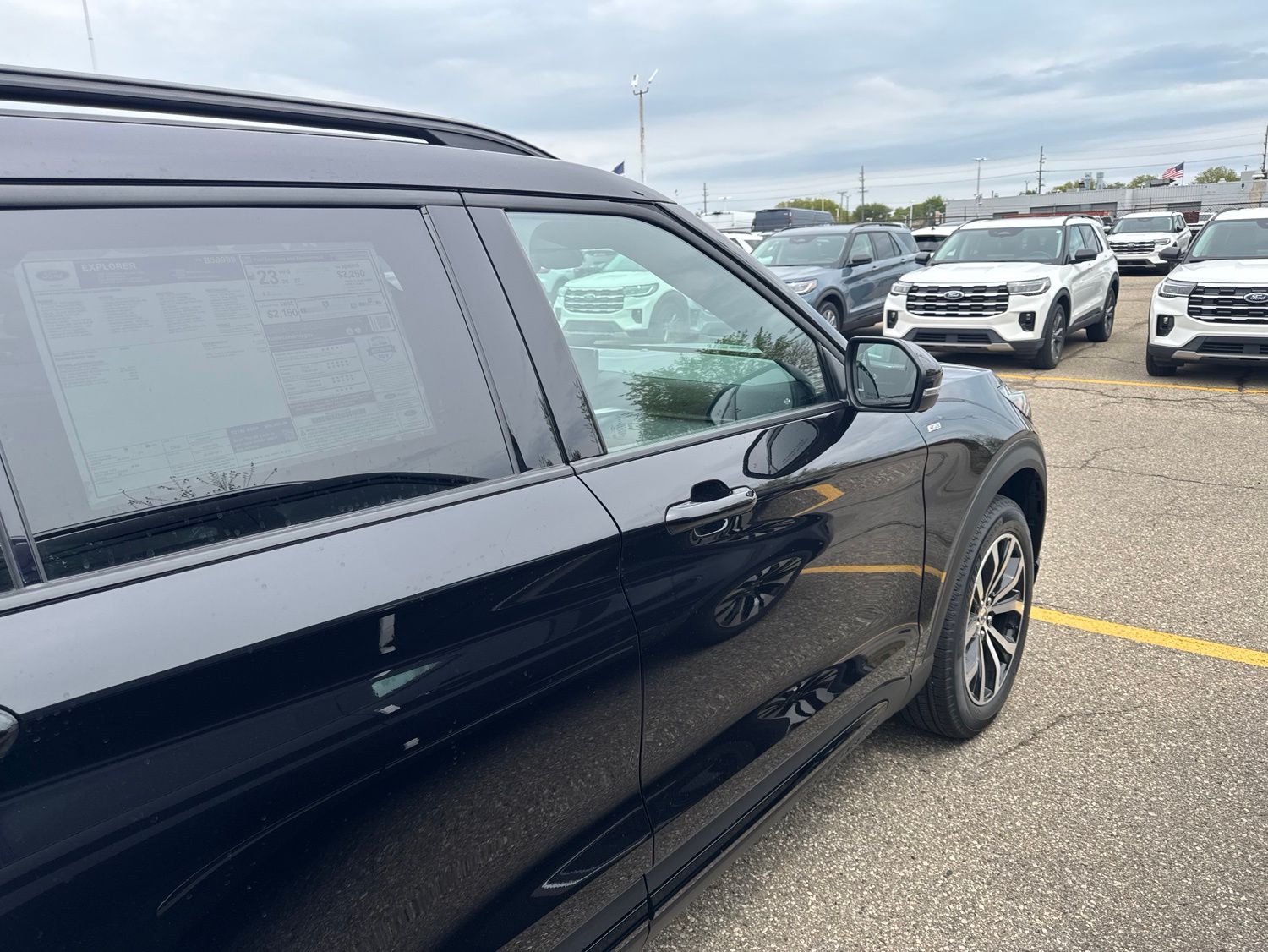 Thumbnail: 2026 Ford Explorer - 7