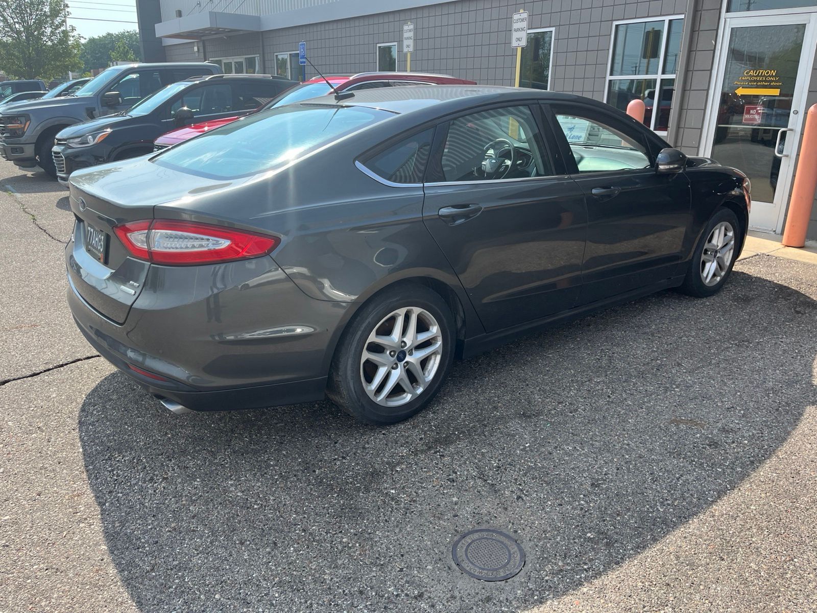 Thumbnail: 2016 Ford Fusion - 13