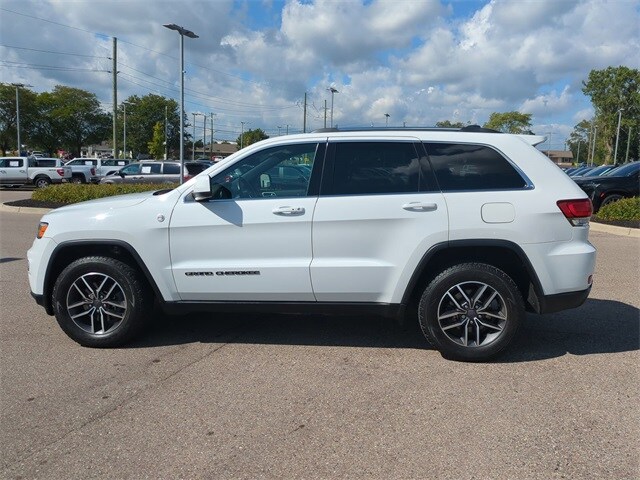 Used 2020 Jeep Grand Cherokee North Edition with VIN 1C4RJFAG9LC383538 for sale in Waterford, MI