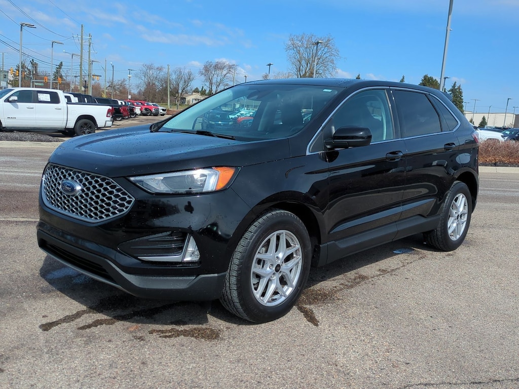 Used 2023 Ford Edge SEL SUV