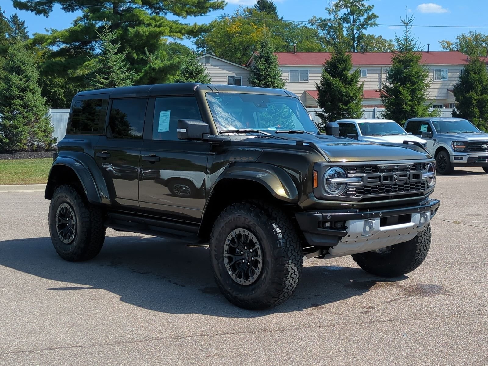 2025 Ford Bronco Raptor photo 2