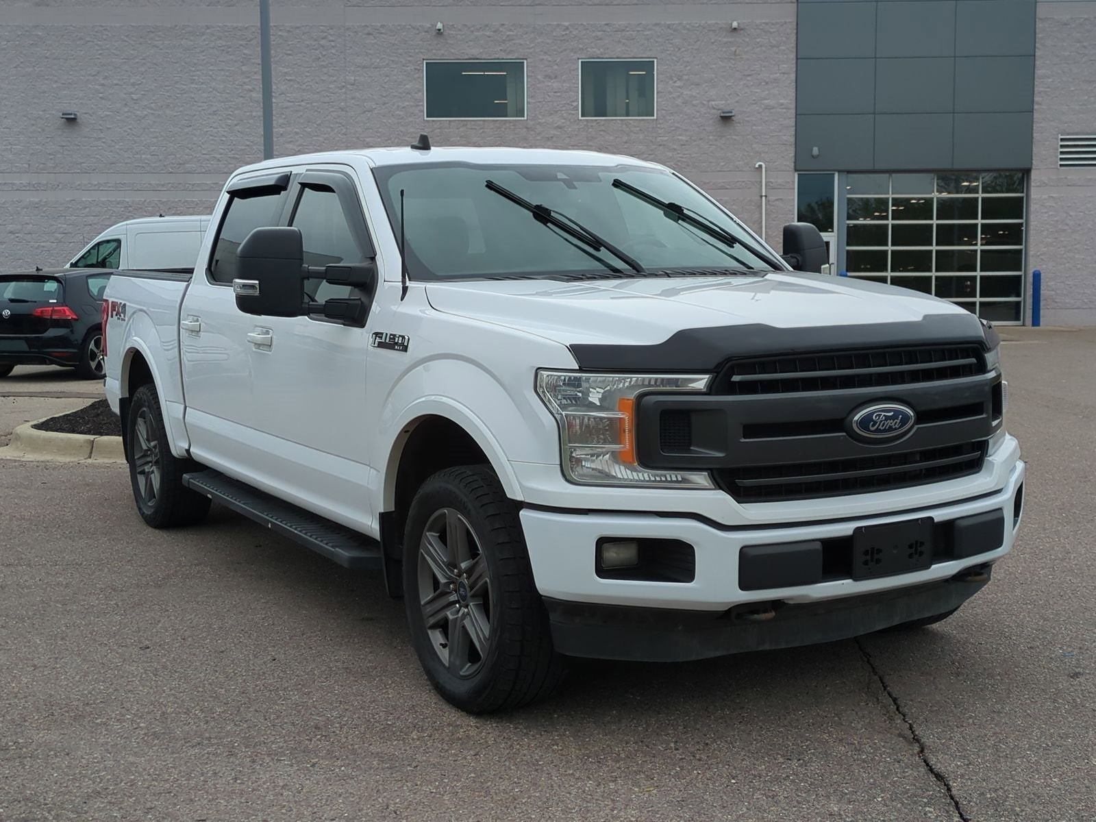 Used 2020 Ford F-150 XLT with VIN 1FTEW1EP2LKE75822 for sale in Waterford, MI