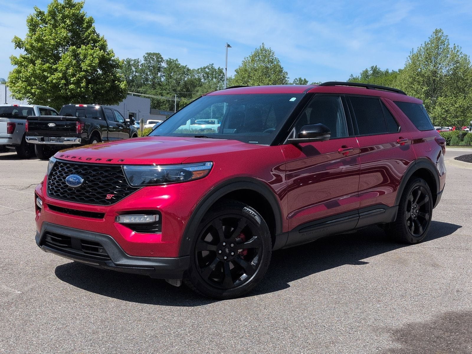 2022 Ford Explorer ST 4WD's photo