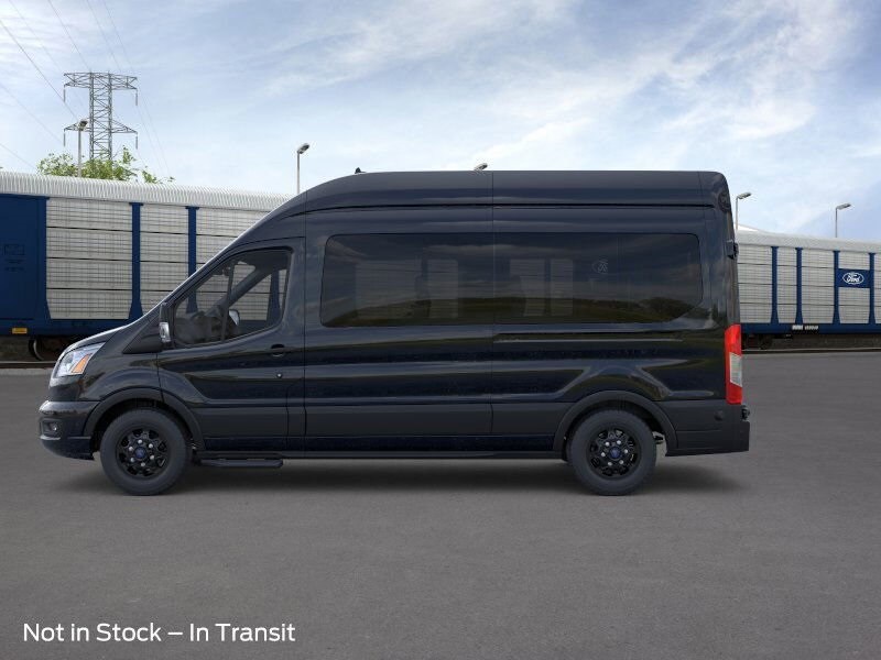 2025 Ford Transit photo 3