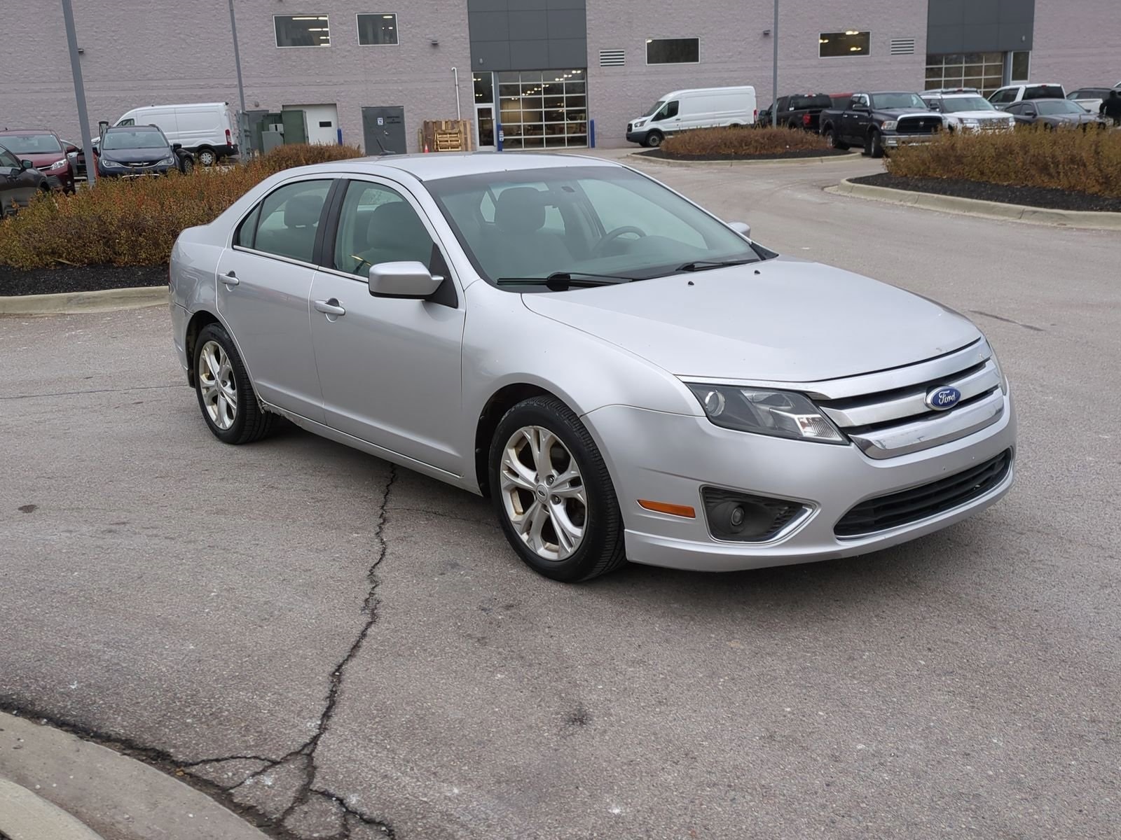 Used 2012 Ford Fusion SE with VIN 3FAHP0HA7CR261518 for sale in Waterford, MI