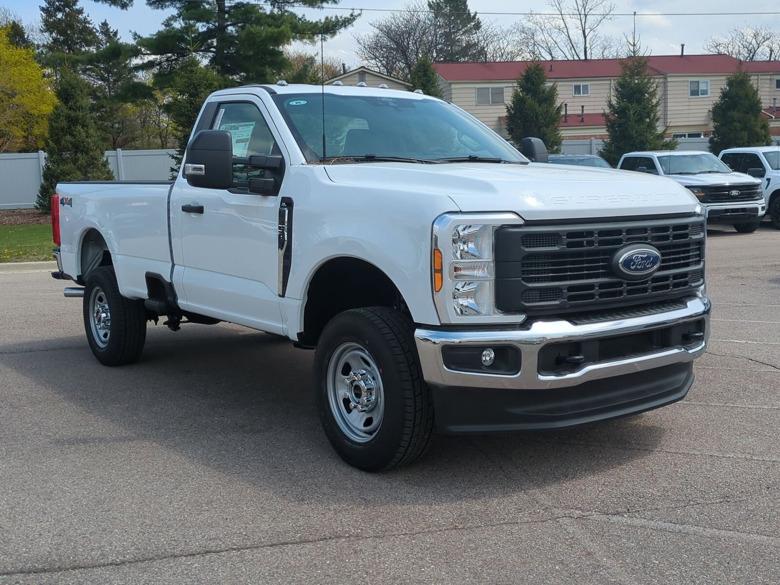 2025 Ford F-350 XL photo 2