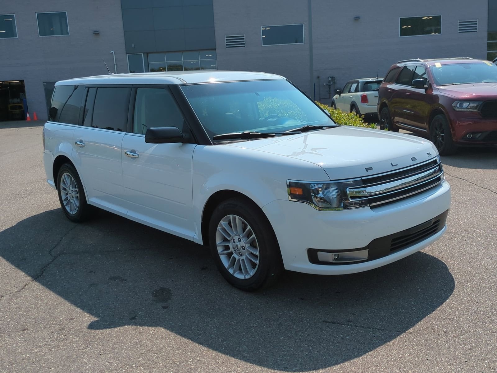 Used 2016 Ford Flex SEL with VIN 2FMGK5C85GBA15427 for sale in Waterford, MI