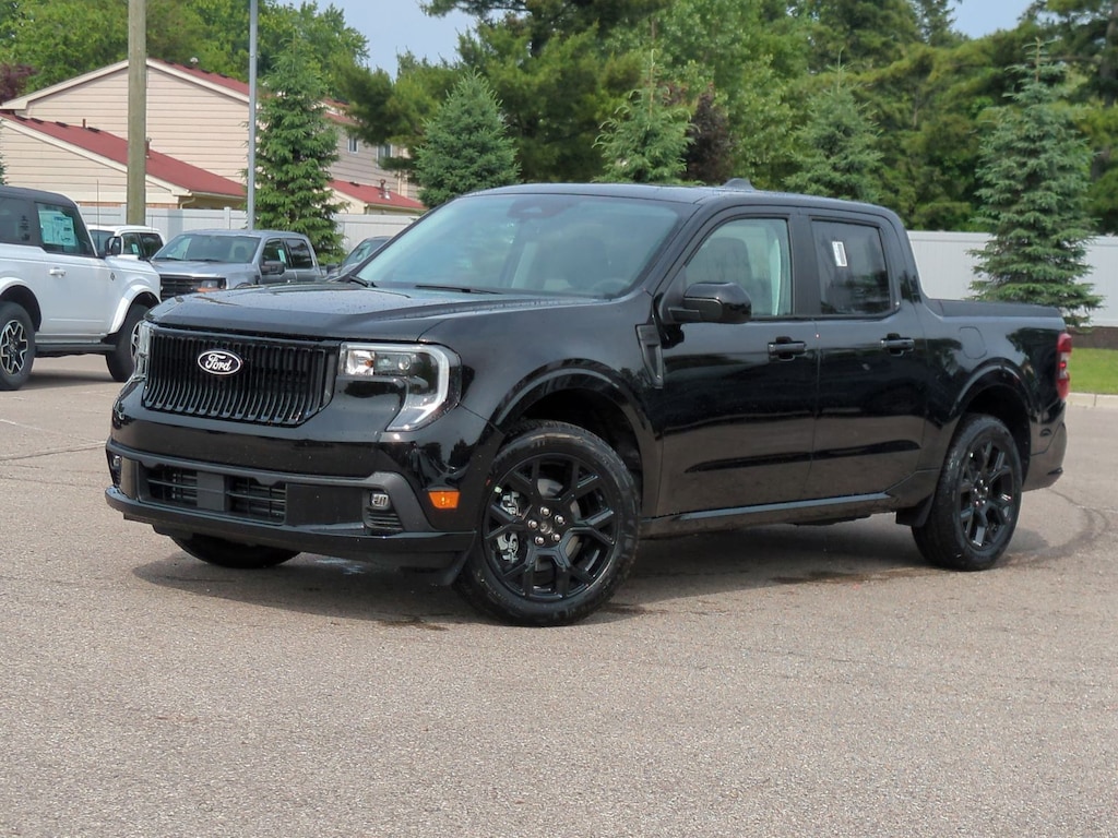 New 2025 Ford Maverick Lobo Standard Truck
