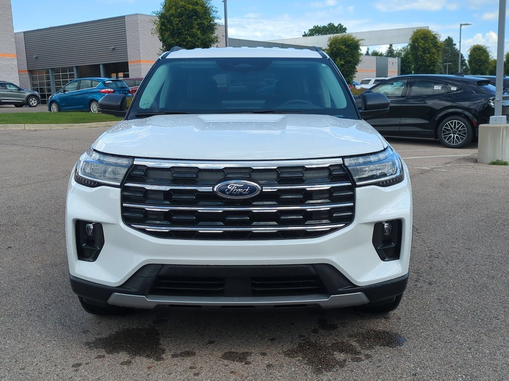 New 2026 Ford Explorer Active SUV