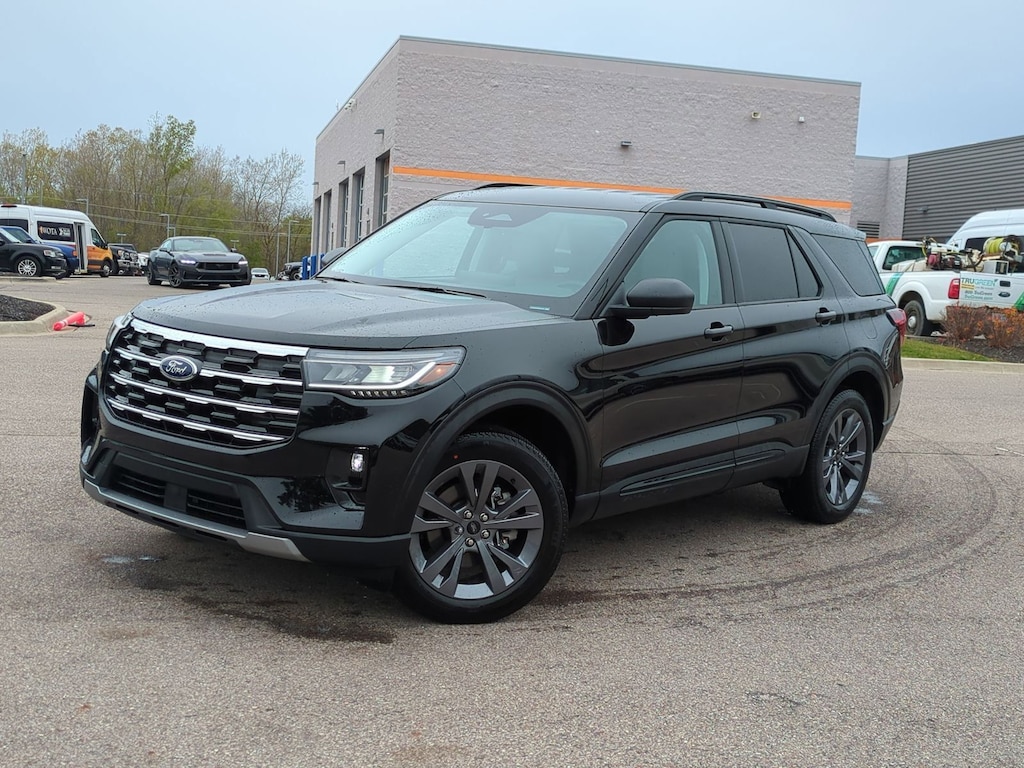 New 2026 Ford Explorer Active SUV