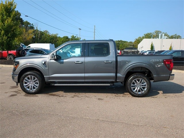 2024 Ford F-150 XLT photo 2