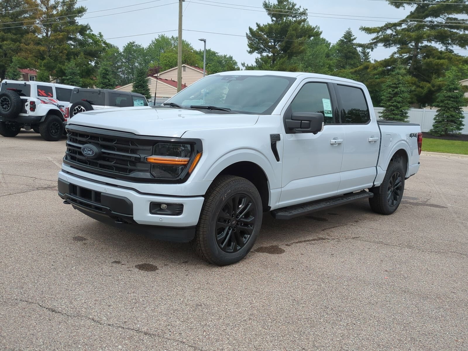 2025 Ford F-150 XLT photo 4