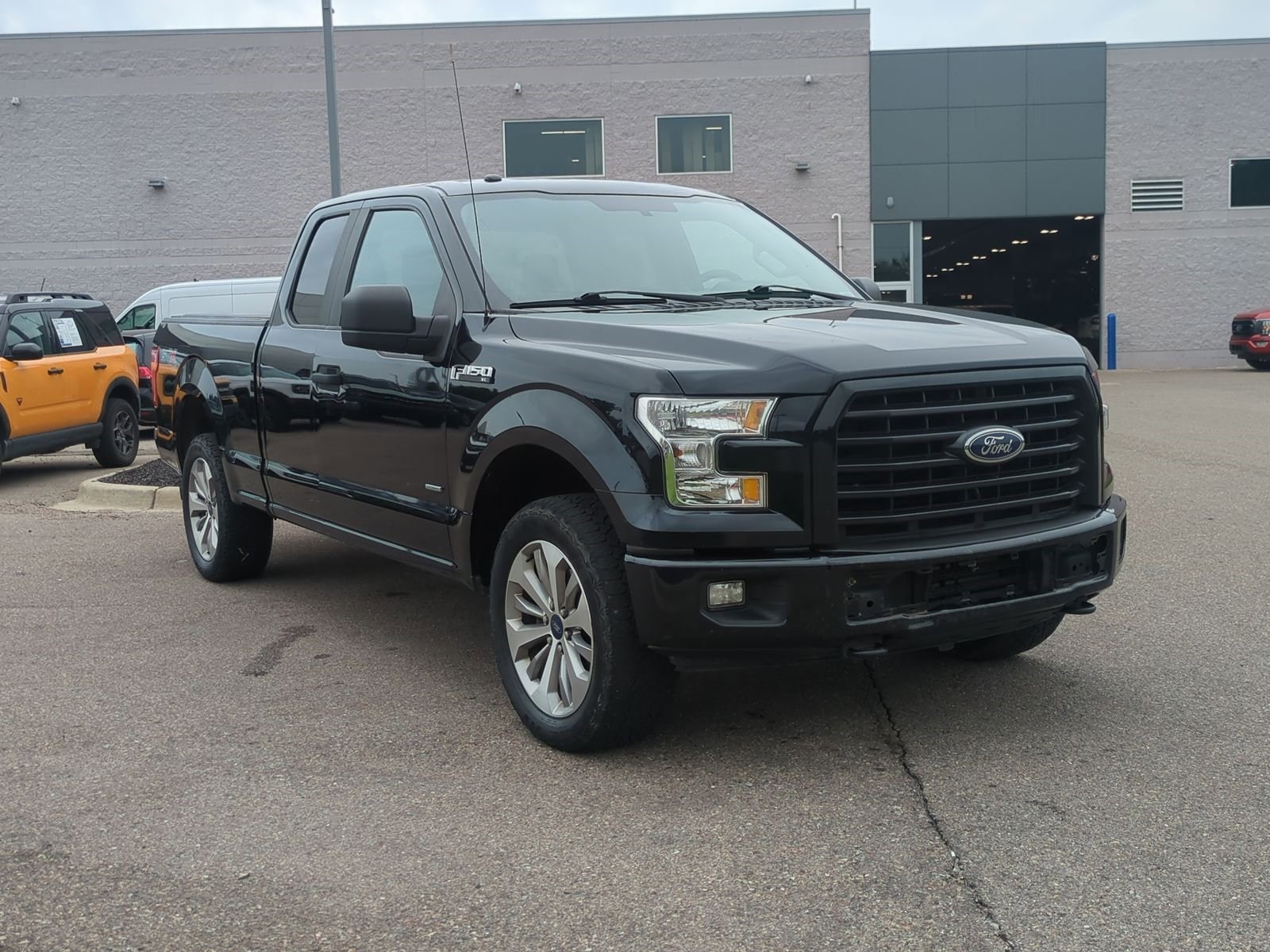 Used 2017 Ford F-150 XL with VIN 1FTEX1EP8HFA44740 for sale in Waterford, MI