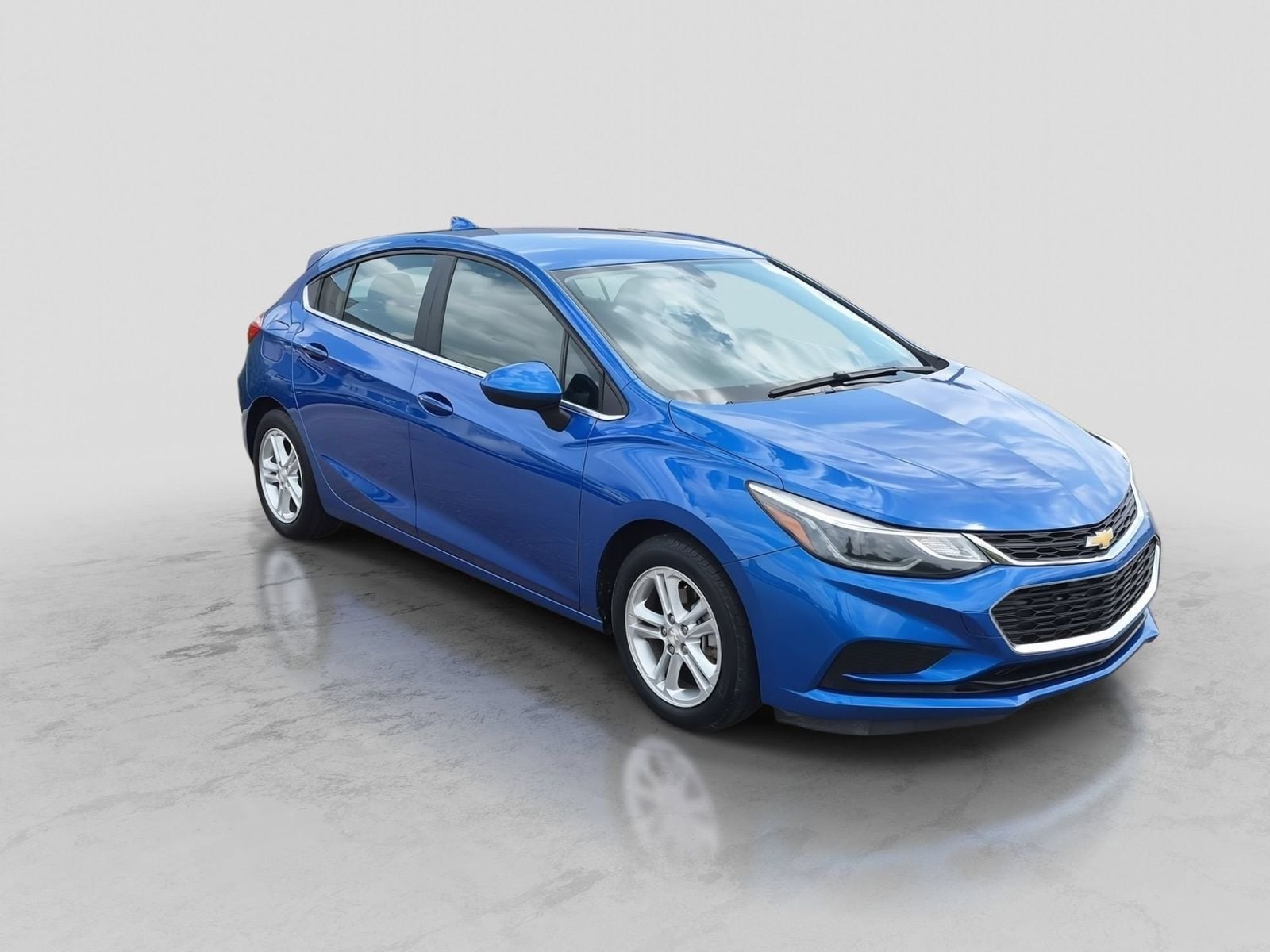 Used 2017 Chevrolet Cruze LT with VIN 3G1BE6SM9HS614894 for sale in Waterford Township, MI
