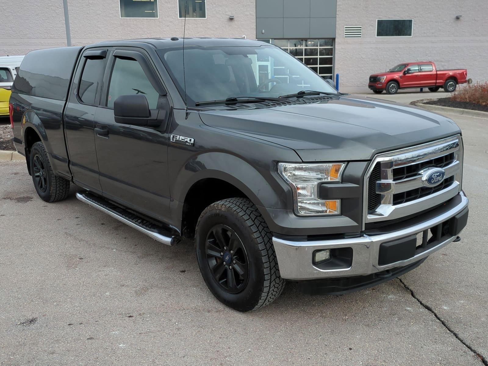 Used 2015 Ford F-150 XLT with VIN 1FTEX1E81FFA92814 for sale in Waterford, MI