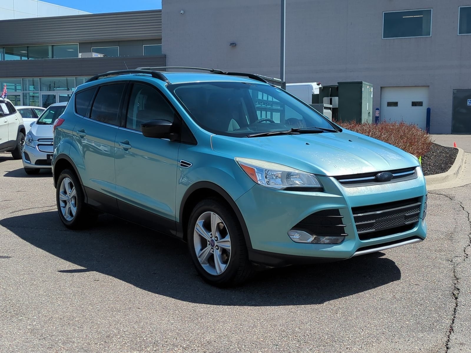 Used 2013 Ford Escape SE with VIN 1FMCU0GX7DUC77582 for sale in Waterford, MI