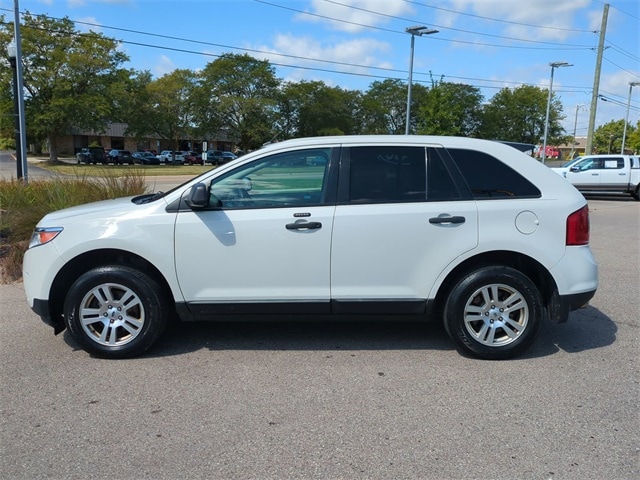 Used 2011 Ford Edge SE with VIN 2FMDK3GC6BBA36088 for sale in Waterford, MI