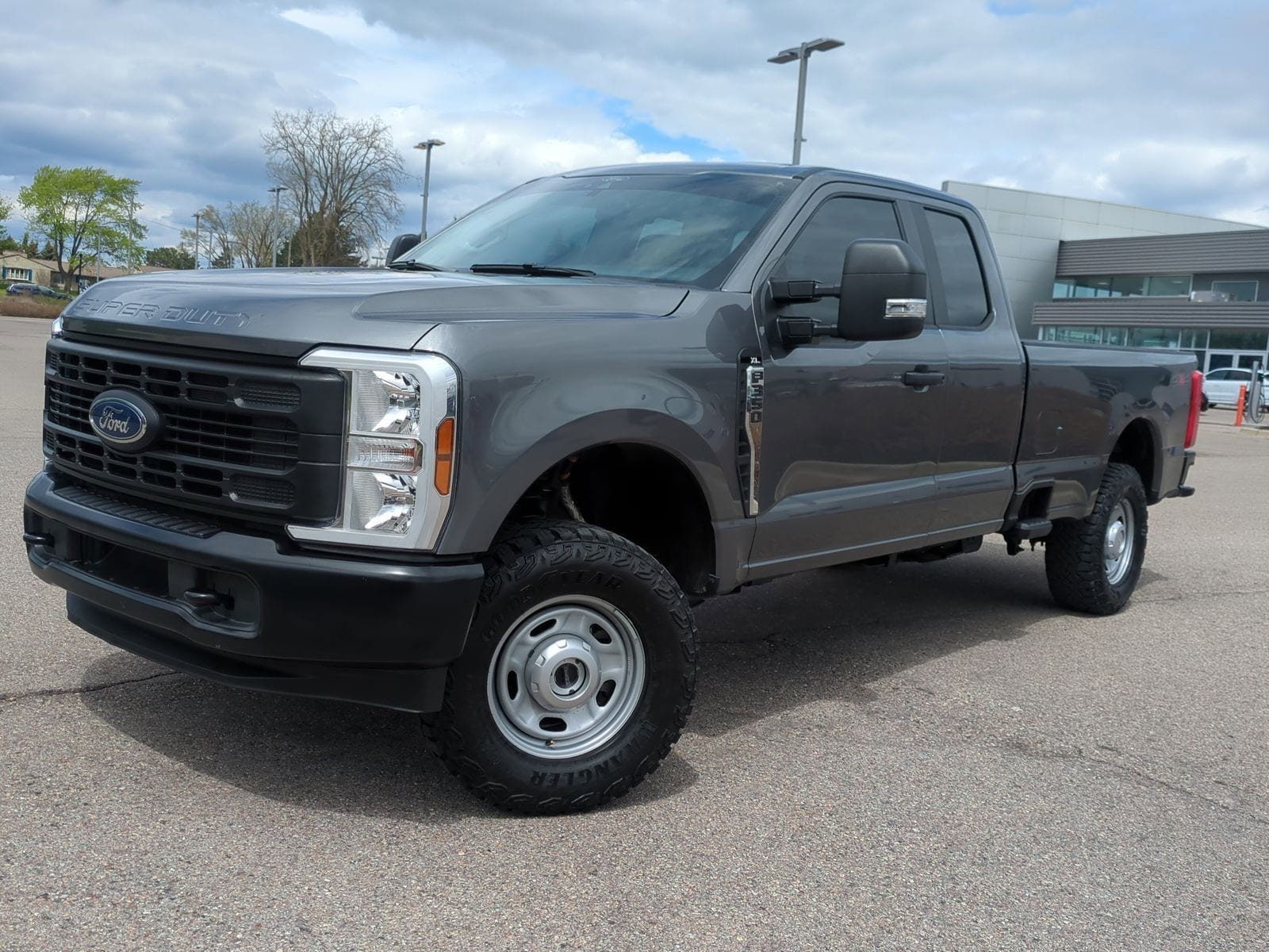 2025 Ford F-350 XL 4x4 SuperCab 8' Box SRW's photo