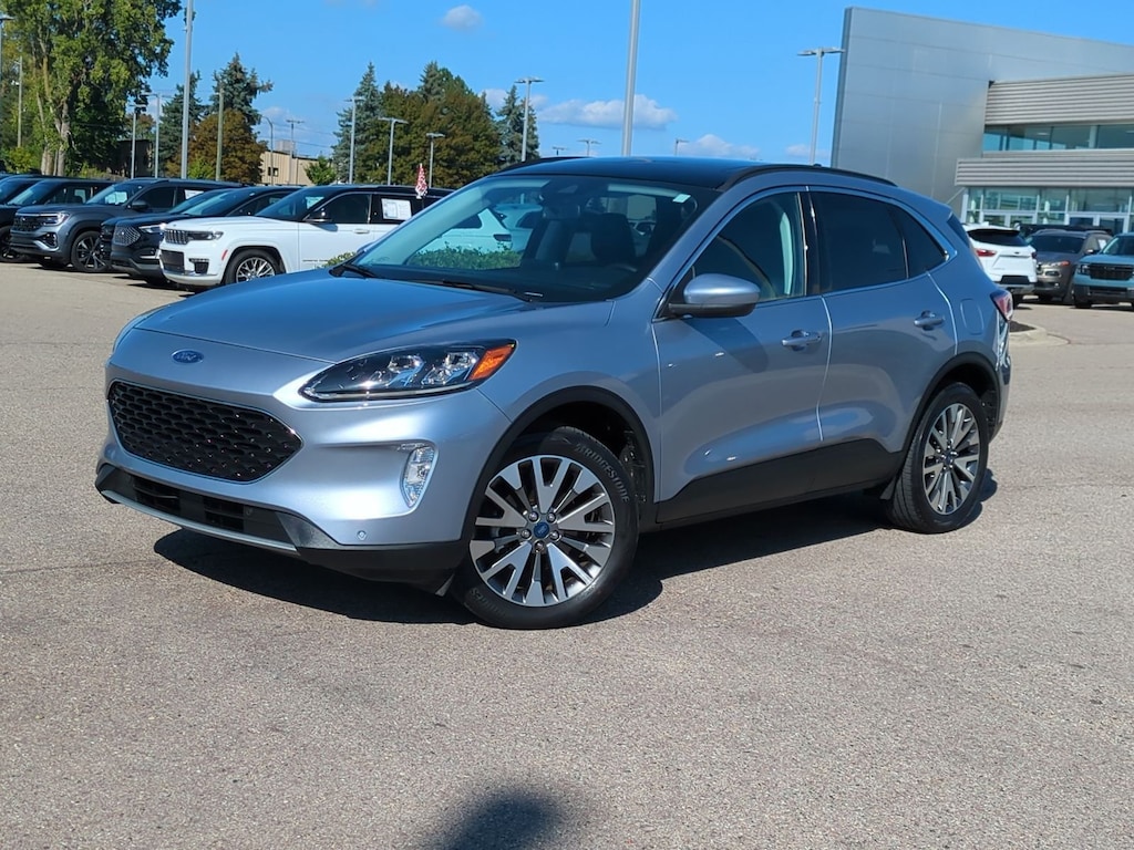 Used 2022 Ford Escape Titanium SUV