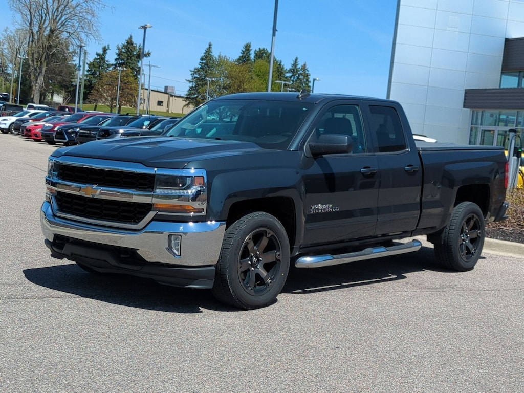 Used 2018 Chevrolet Silverado 1500 LT Truck