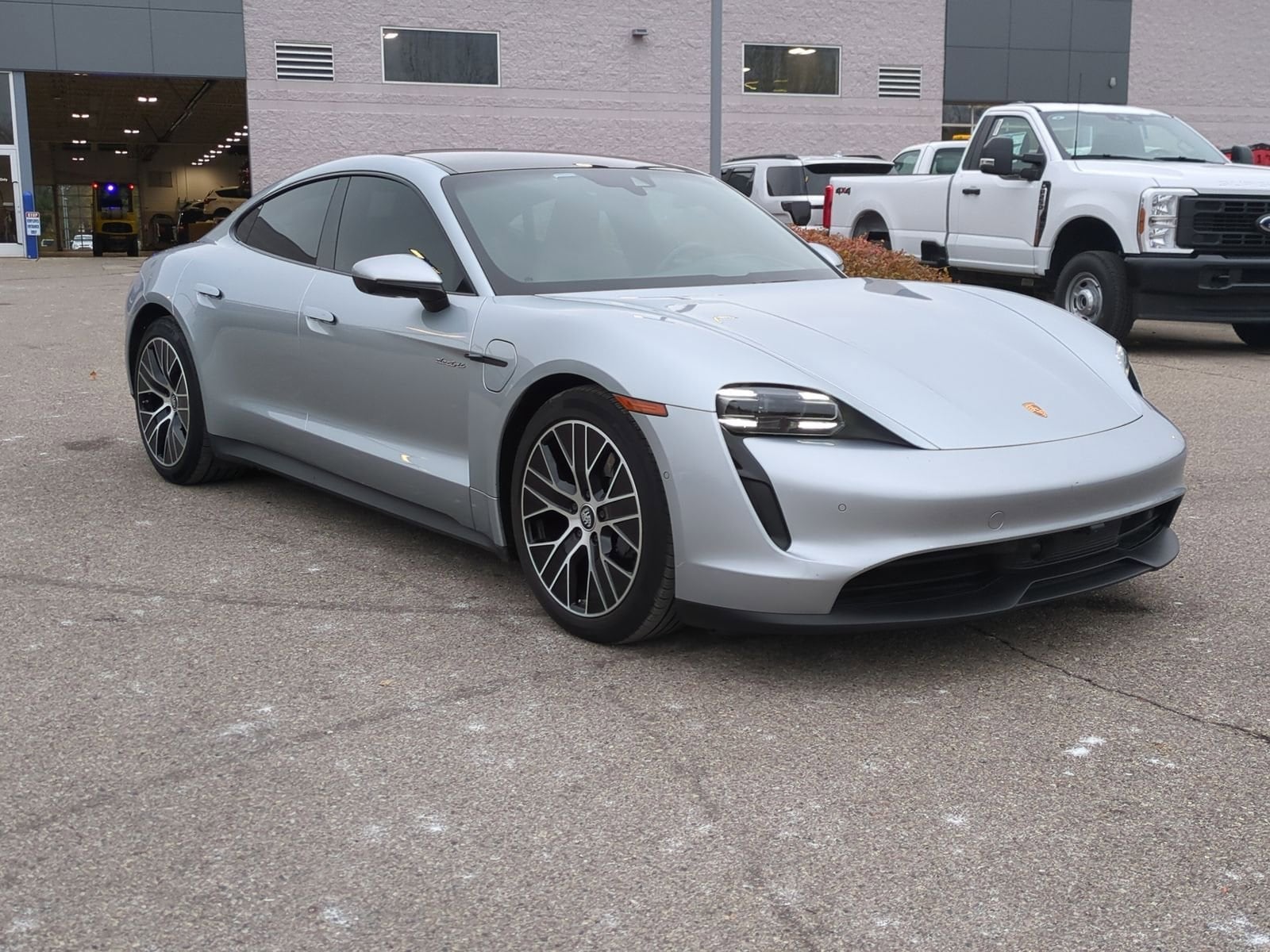 Used 2022 Porsche Taycan Base with VIN WP0AA2Y14NSA14816 for sale in Waterford Township, MI