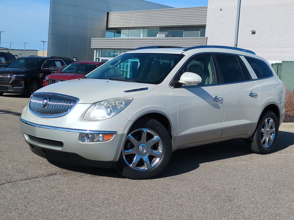 Used 2010 Buick Enclave CXL SUV