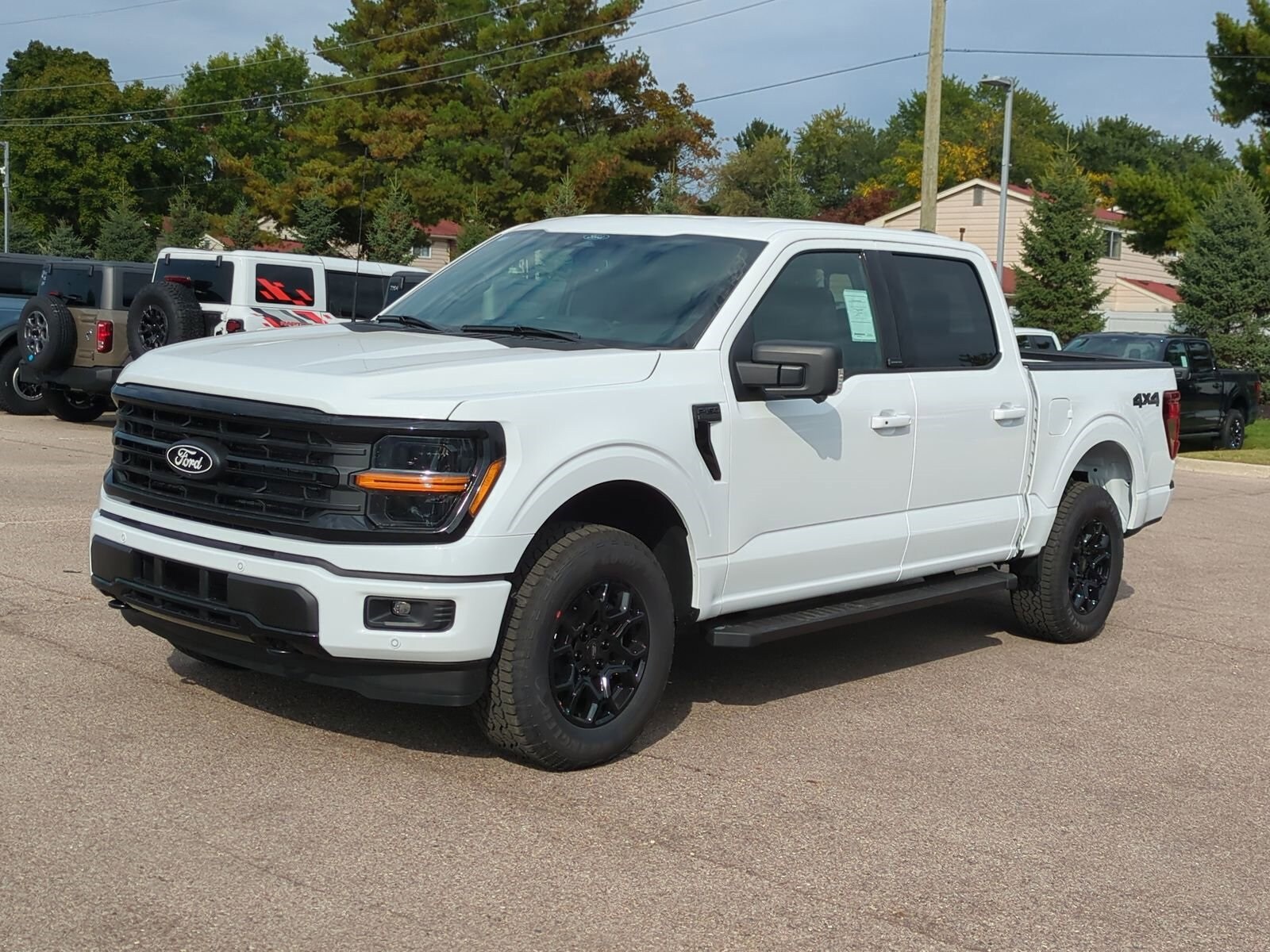 2025 Ford F-150 XLT photo 3