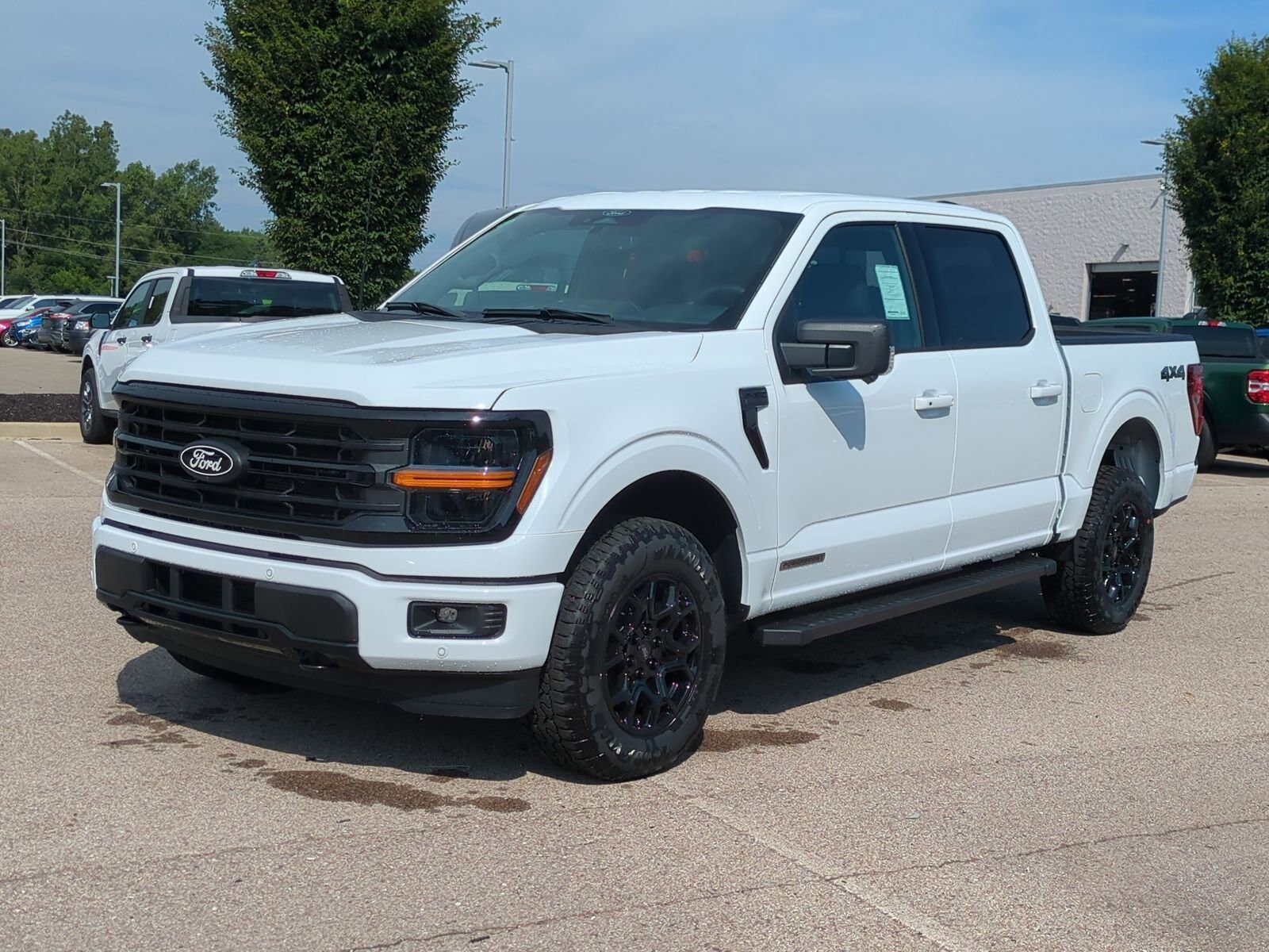 2025 Ford F-150 XLT photo 4
