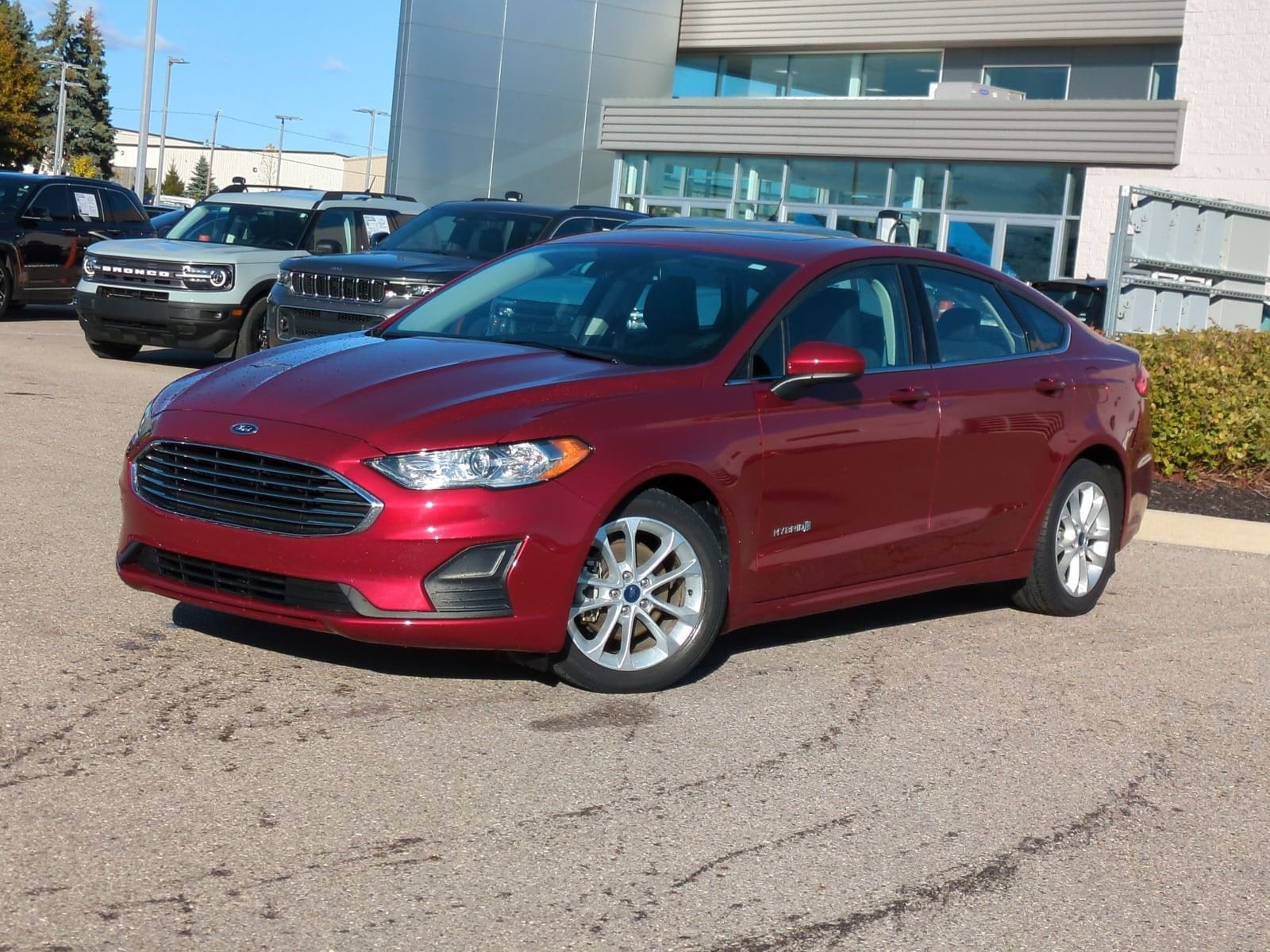 2019 Ford Fusion Hybrid SE's photo
