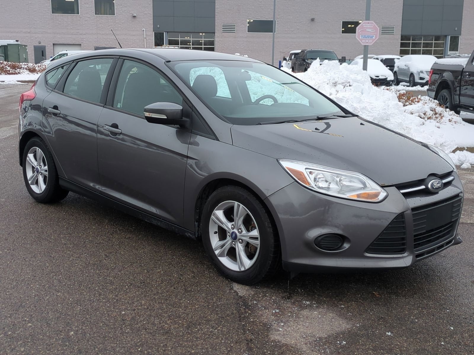 Used 2013 Ford Focus SE with VIN 1FADP3K25DL219981 for sale in Waterford Township, MI