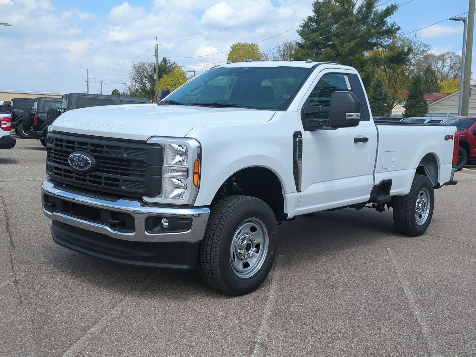 2025 Ford F-350 XL photo 4