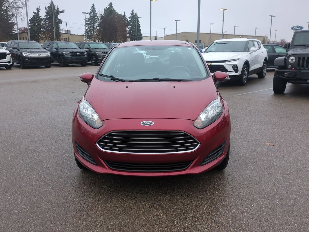 Used 2014 Ford Fiesta SE Sedan