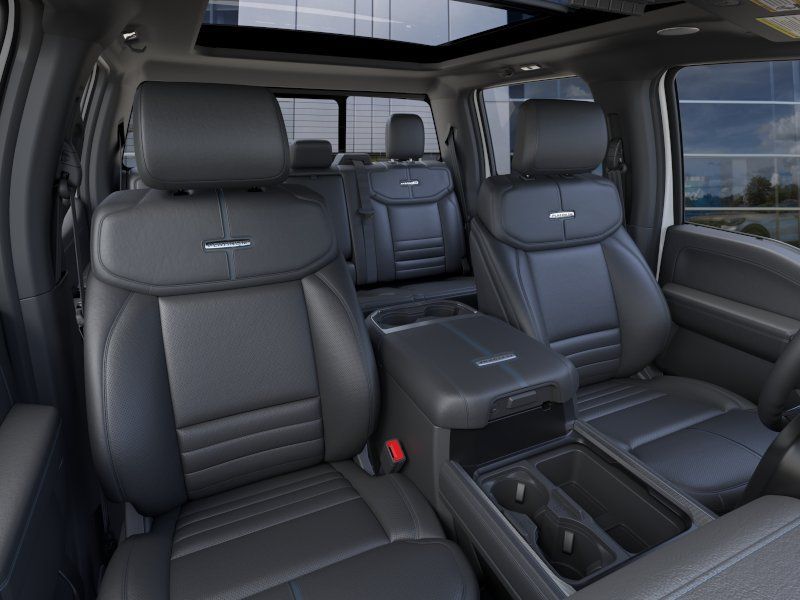 2026 Ford F-350 Super Duty Platinum - Photo 10