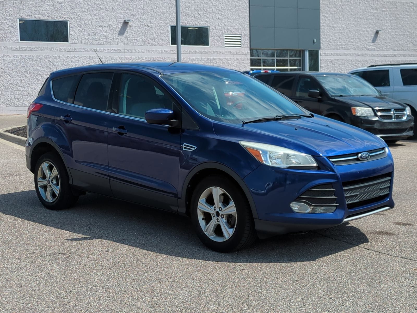 Used 2014 Ford Escape SE with VIN 1FMCU0GX1EUD23716 for sale in Waterford Township, MI