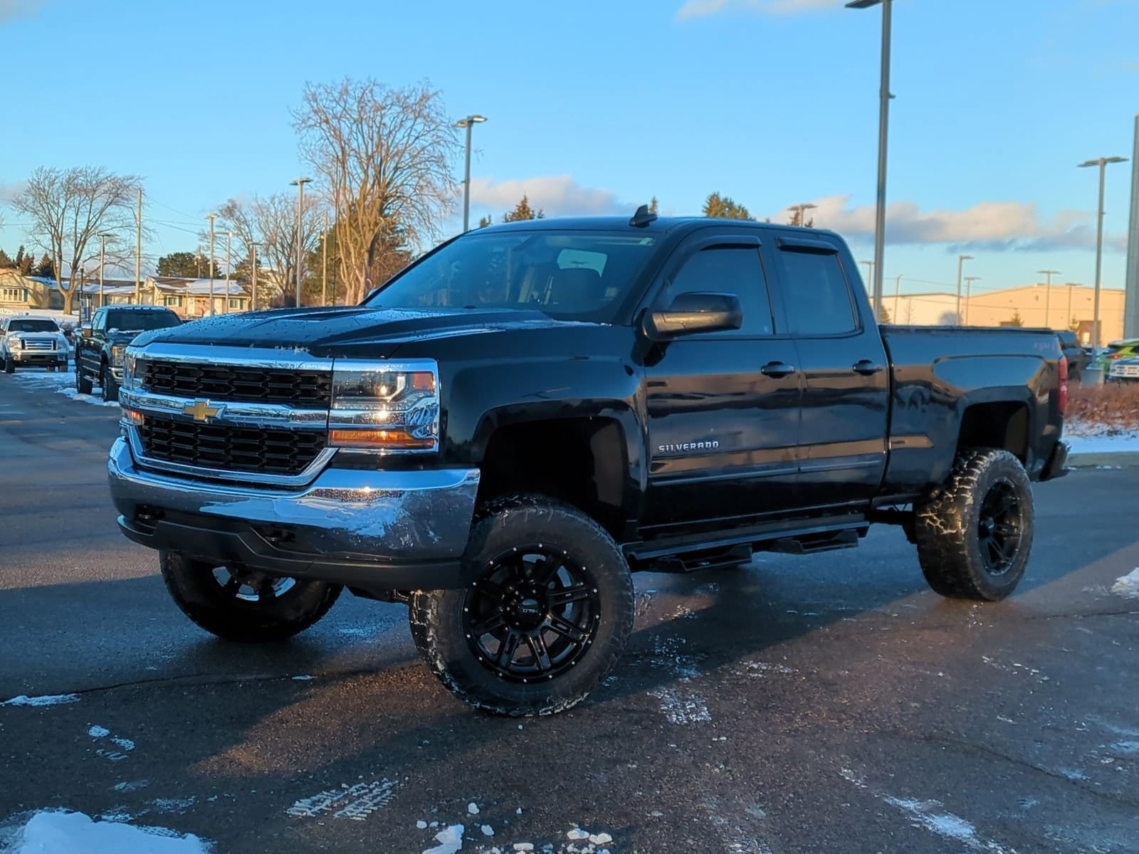 2019 Chevrolet Silverado 1500 LD LT's photo