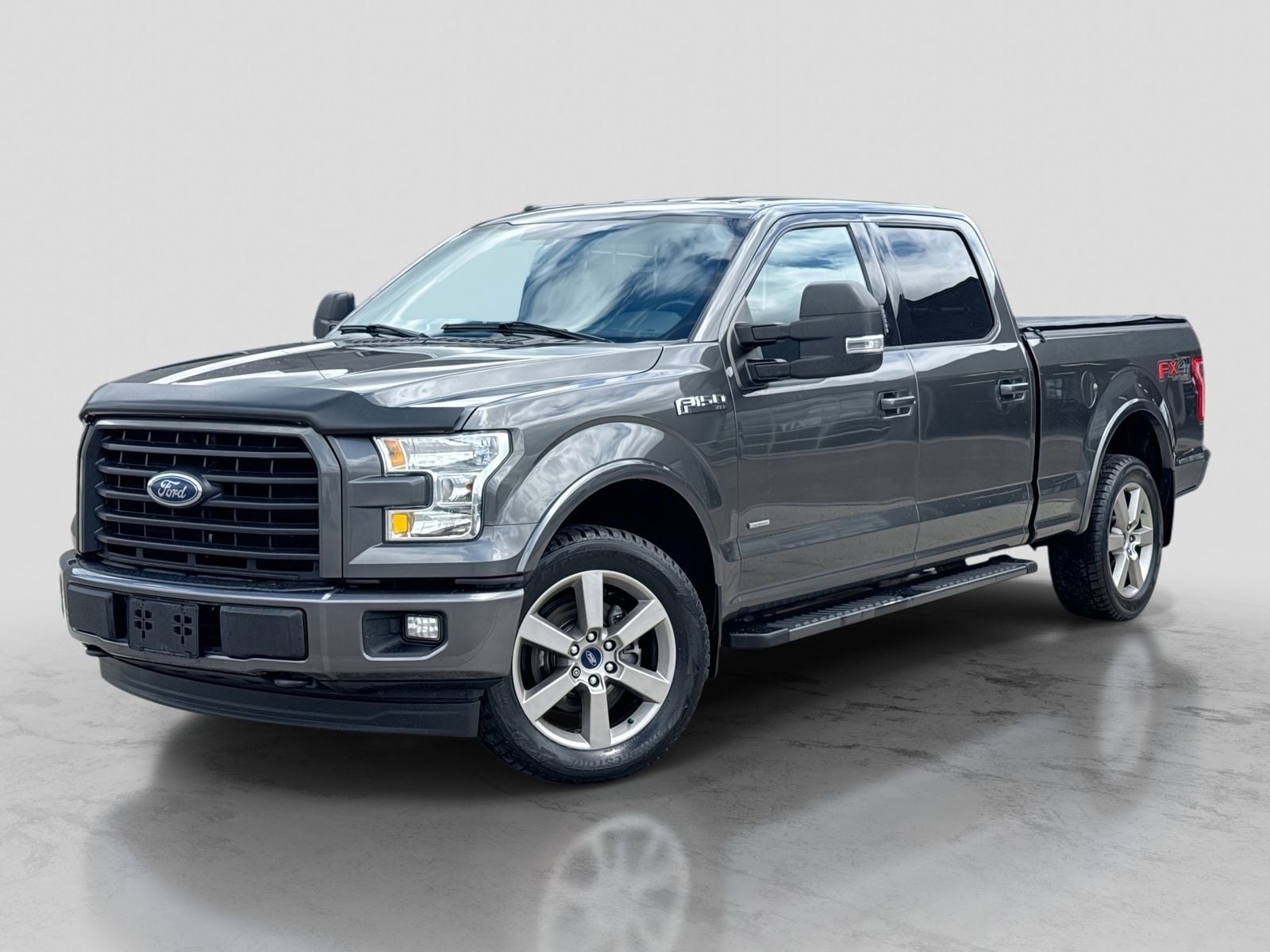 2017 Ford F-150 XLT 4x4 SuperCrew 145 in's photo