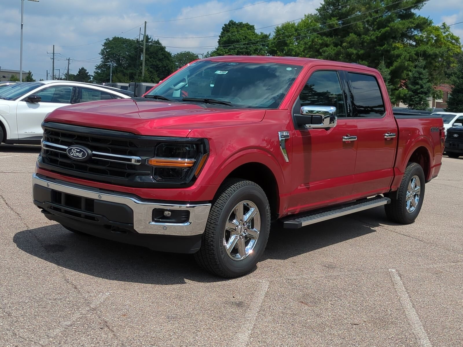 2024 Ford F-150 XLT photo 4