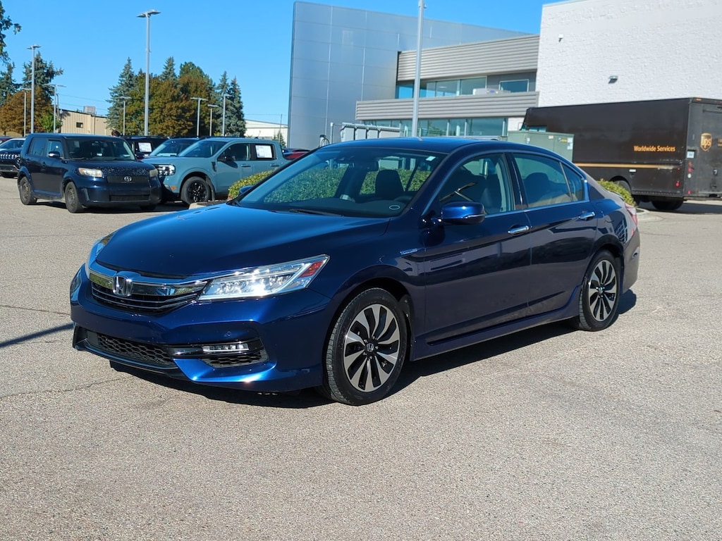 Used 2017 Honda Accord Hybrid Touring Sedan