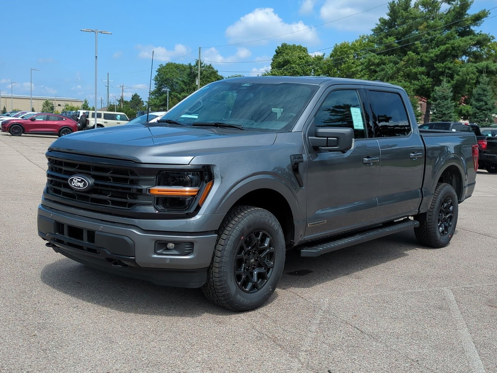 2025 Ford F-150 XLT photo 4