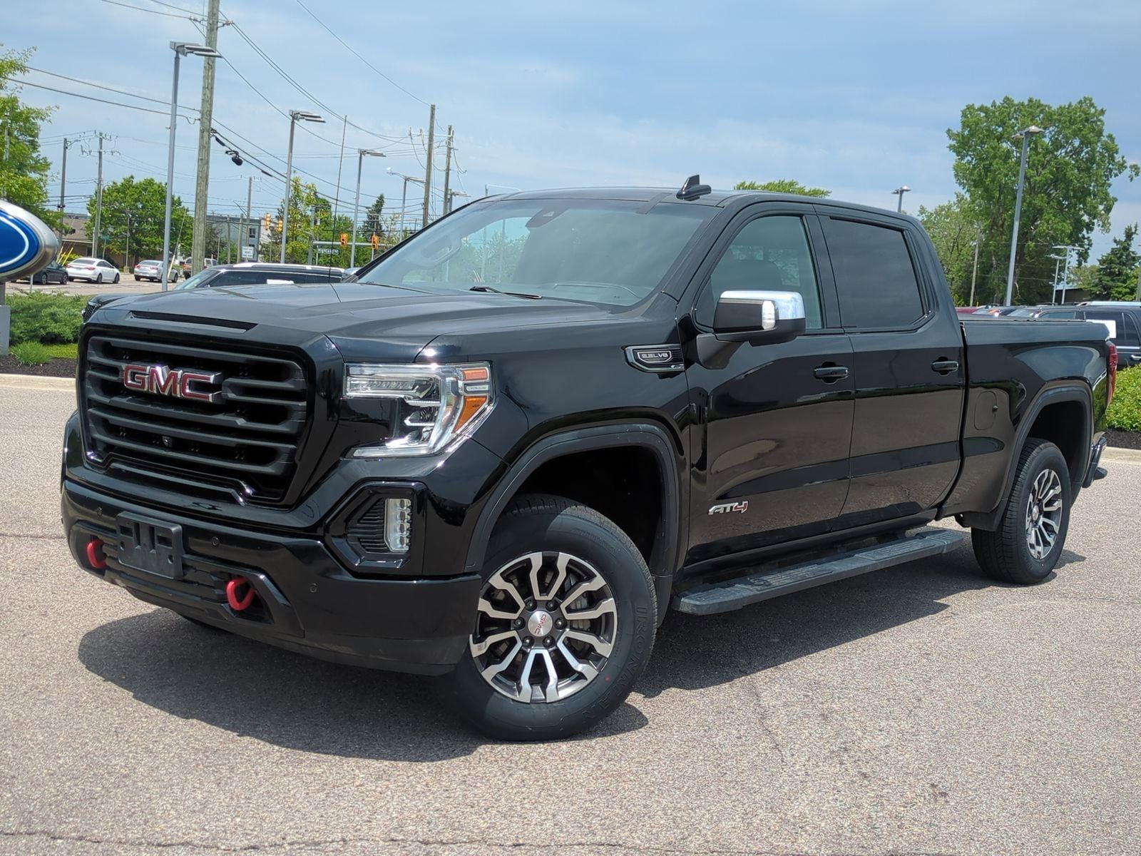 2019 GMC Sierra AT4 4x4 Crew Cab Standard Box's photo