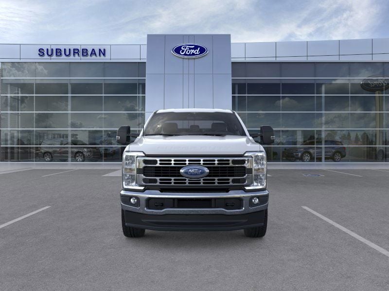 2026 Ford F-350 Super Duty XLT - Photo 6