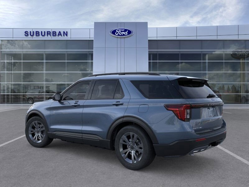 2026 Ford Explorer photo 3