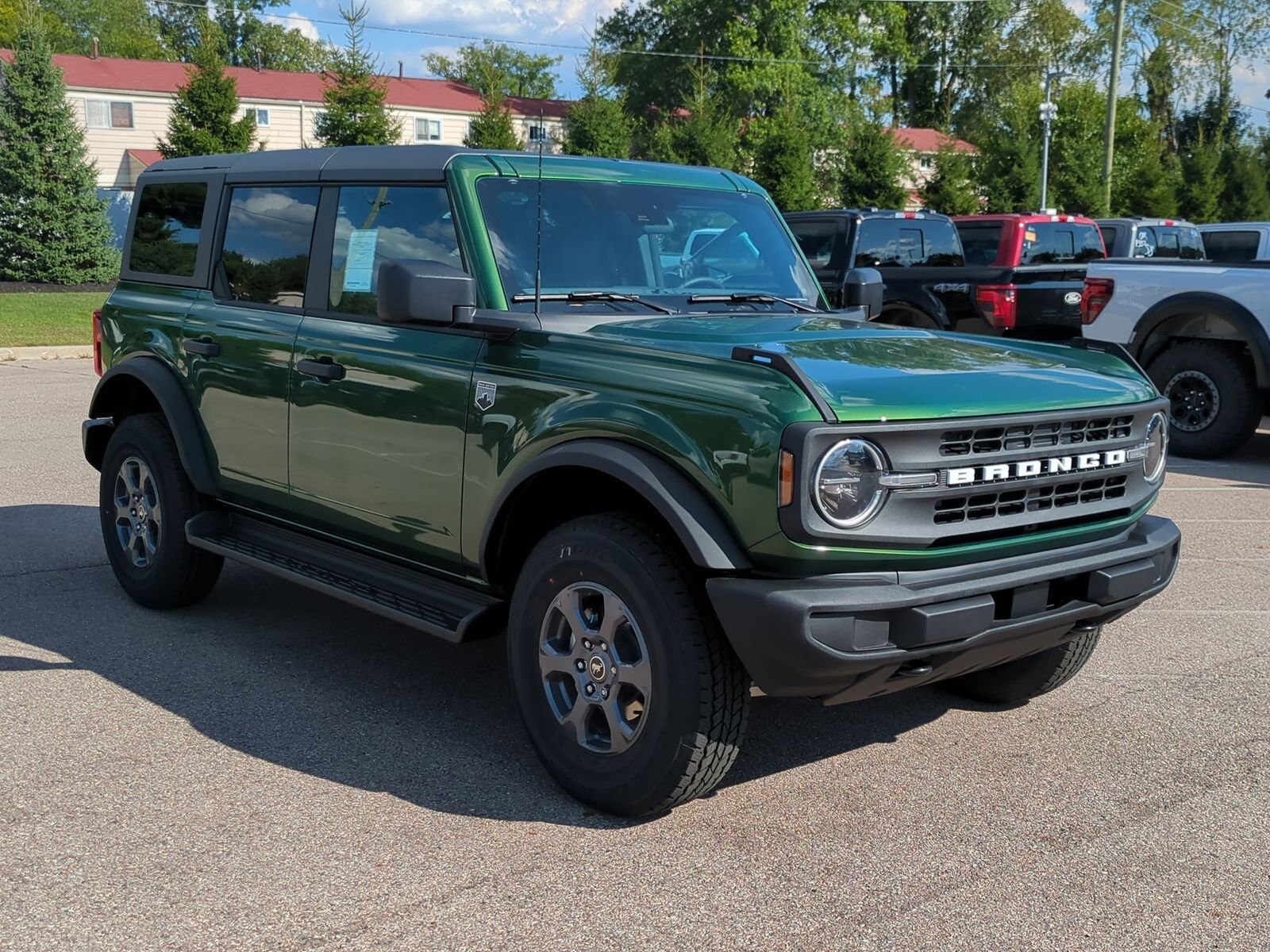 2025 Ford Bronco Big Bend photo 2