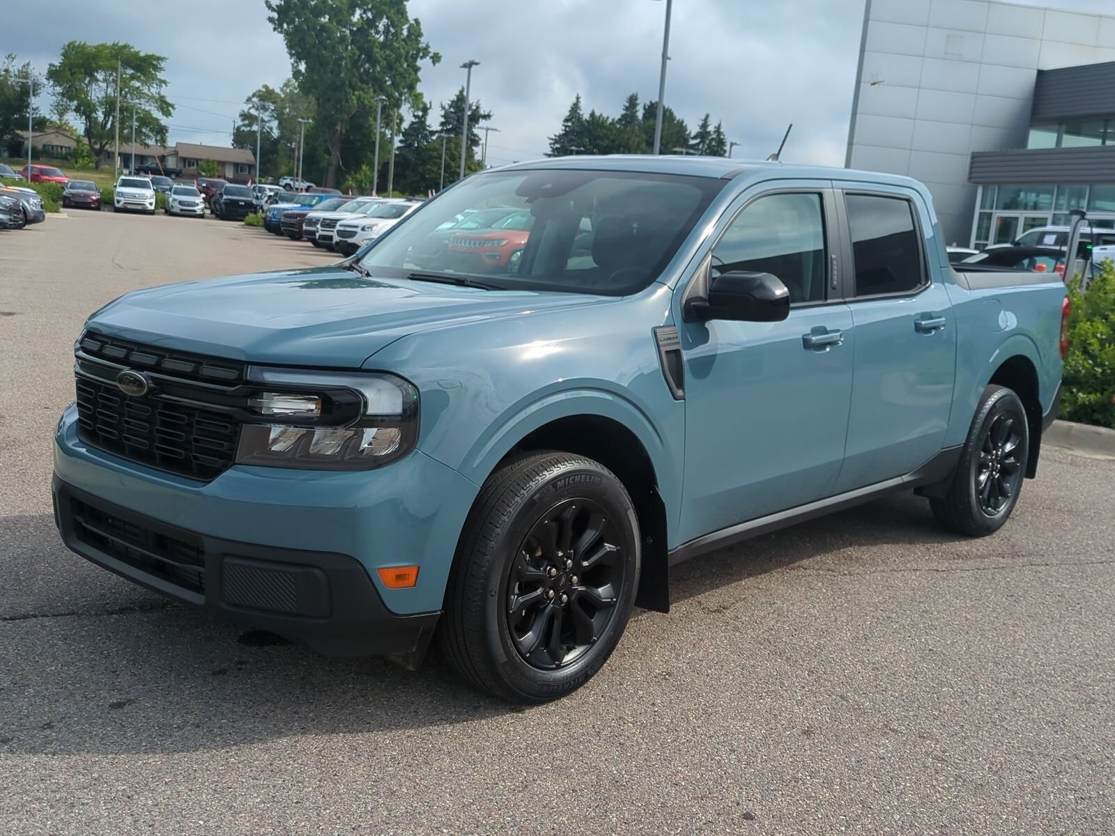 2023 Ford Maverick Lariat photo 4