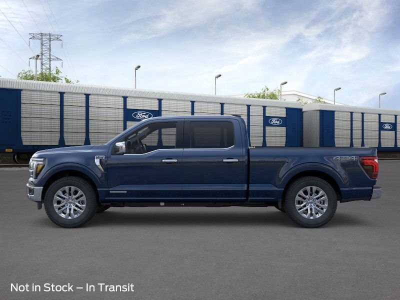 2025 Ford F-150 Lariat photo 2