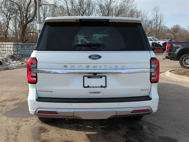 2024 Ford Expedition MAX Platinum photo 4