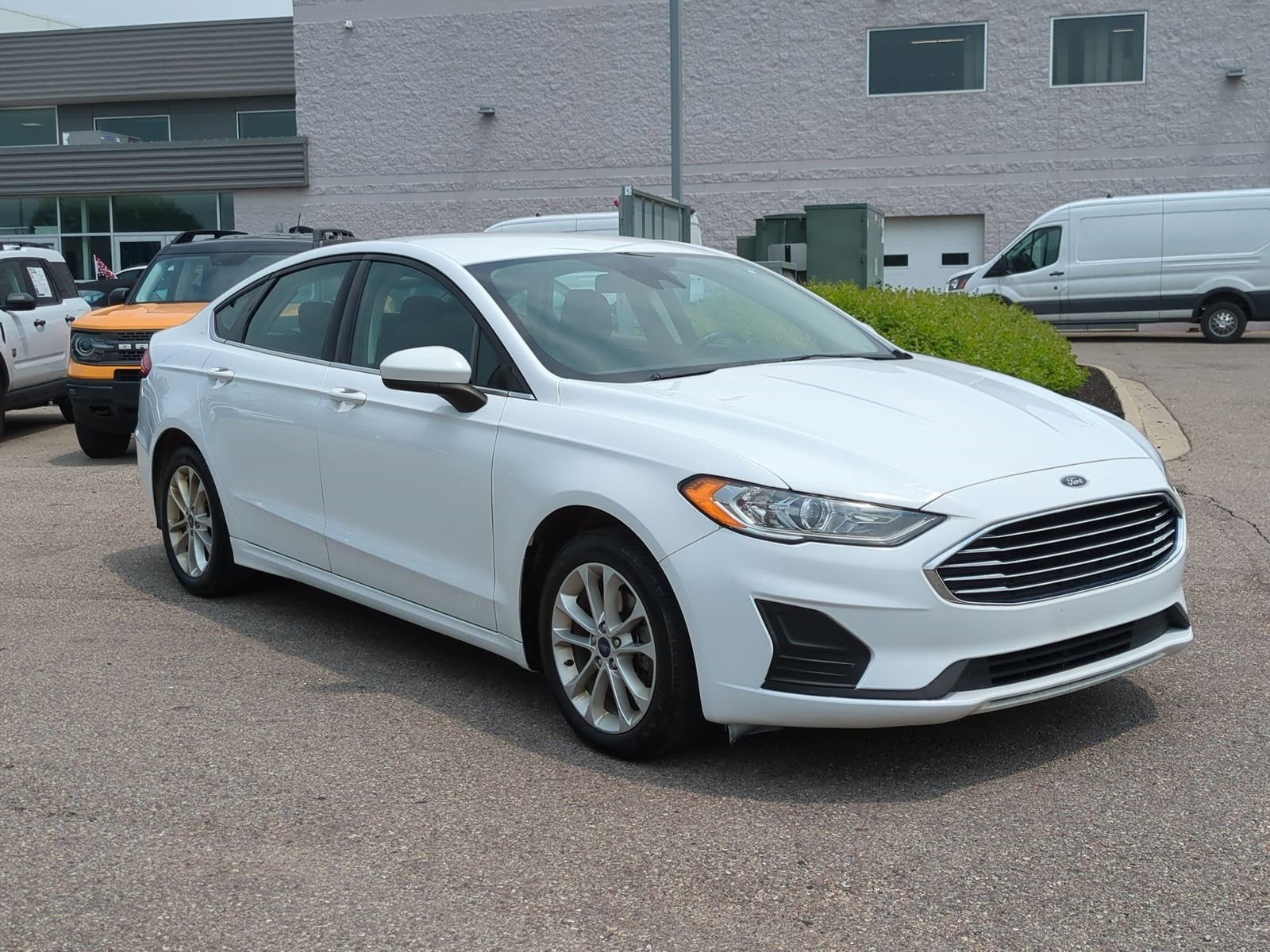 Used 2020 Ford Fusion SE with VIN 3FA6P0HD0LR187358 for sale in Waterford, MI