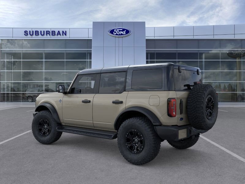 2025 Ford Bronco Outer Banks photo 3