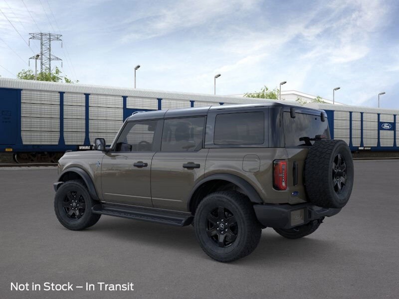 2025 Ford Bronco Outer Banks photo 4