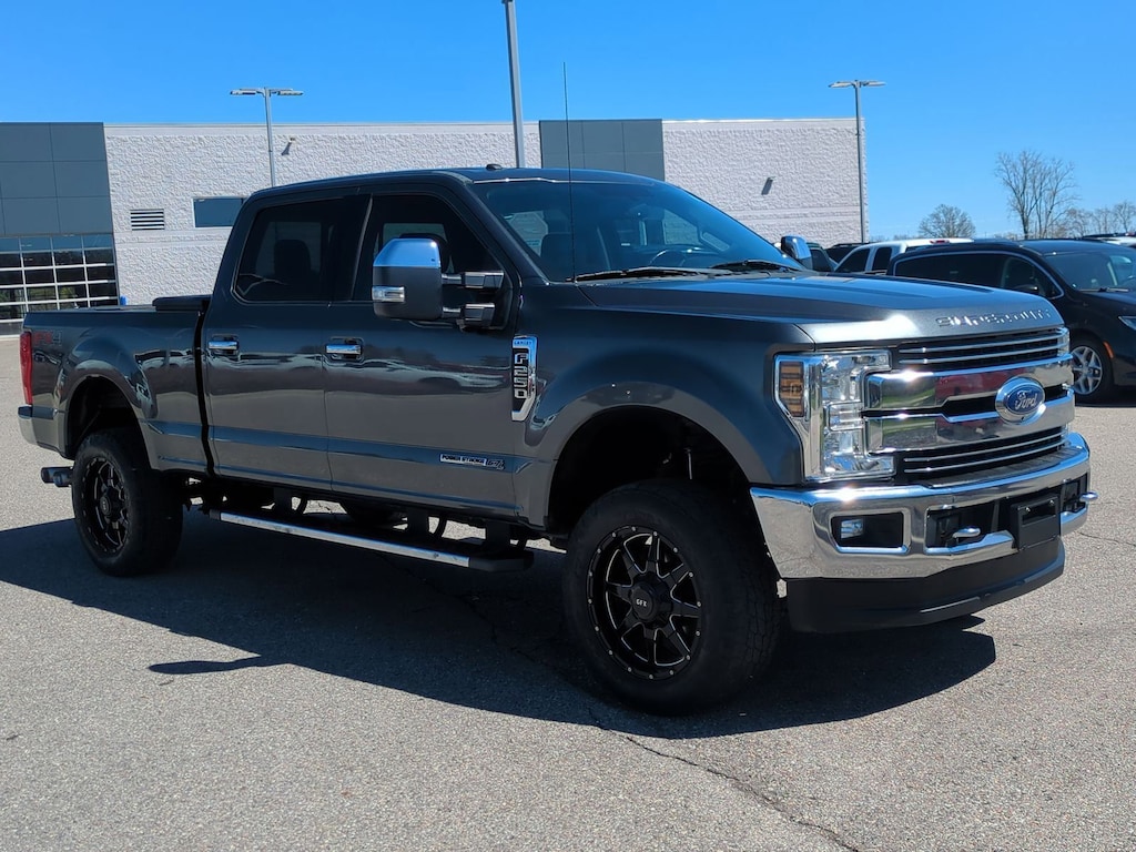 Used 2018 Ford F-250SD Lariat Truck